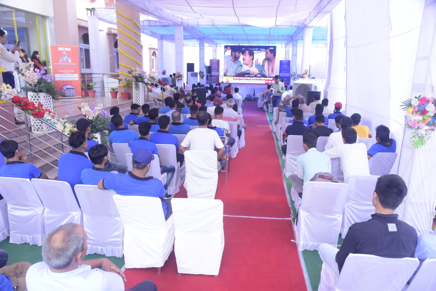 English rendering of PM’s address at laying of foundation stone/dedication of various projects at Bikaner, Rajasthan